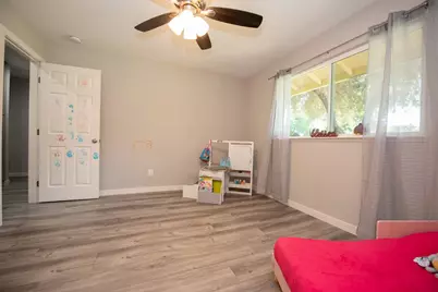 2206 Idaho Avenue, Stockton, CA 95204 - Photo 26