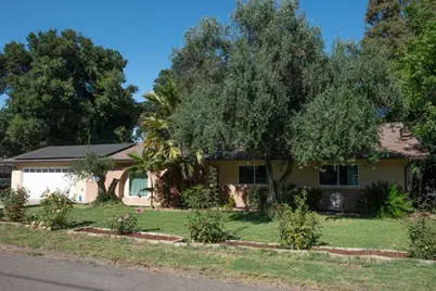 2206 Idaho Avenue, Stockton, CA 95204 - Photo 2