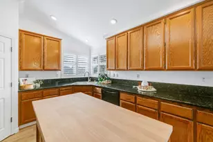 8647 Little Wood Cir, Elk Grove, CA 95624 - Photo 20