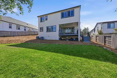 451 Canyon Creek Drive, Auburn, CA 95603 - Photo 12