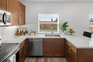 9 Brookbay Way, Sacramento, CA 95838 - Photo 14