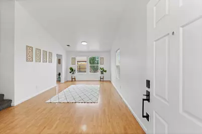 13740 Peridot Street, Lathrop, CA 95330 - Photo 8