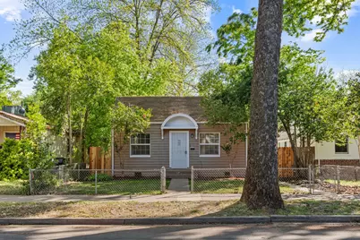 3132 B Street, Sacramento, CA 95816 - Photo 1
