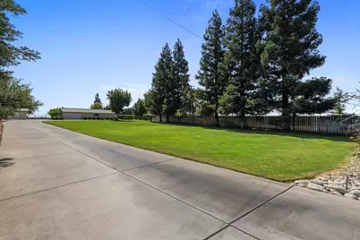 8300 Jantzen Road, Modesto, CA 95357 - Photo 10