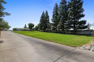 8300 Jantzen Rd, Modesto, CA 95357 - Photo 10