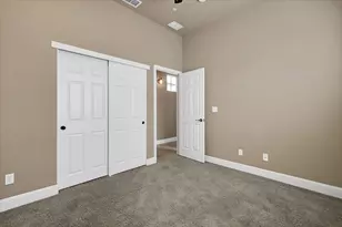 3001 Demartini Dr, Roseville, CA 95661 - Photo 38