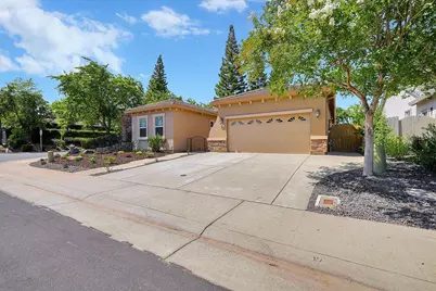 3001 Demartini Drive, Roseville, CA 95661 - Photo 4