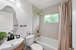 9060 New Dawn Dr, Sacramento, CA 95826 - Photo 24
