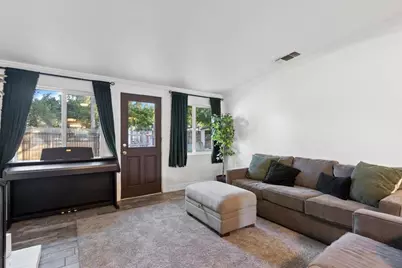 953 Sharian Street, West Sacramento, CA 95605 - Photo 6
