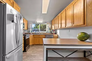 953 Sharian St, West Sacramento, CA 95605 - Photo 12
