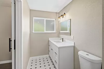 7521 Delta Pointe Way, Sacramento, CA 95823 - Photo 34