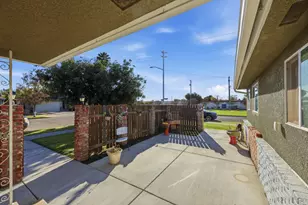 1214 E Mesa Ave, Fresno, CA 93710 - Photo 18