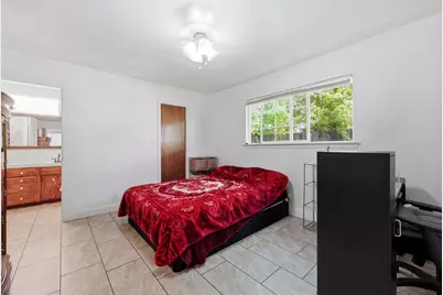 1214 E Mesa Avenue, Fresno, CA 93710 - Photo 10