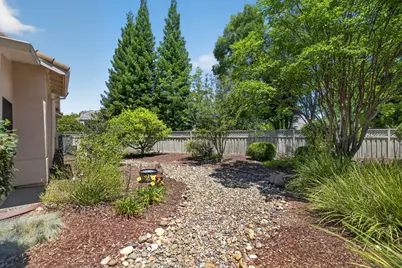 4597 Coach Lamp Lane, Roseville, CA 95747 - Photo 38