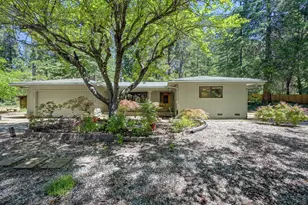 10650 Pine Hill Dr, Grass Valley, CA 95945 - Photo 2