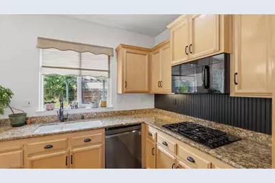 6070 Orchard View Drive, Elk Grove, CA 95757 - Photo 12