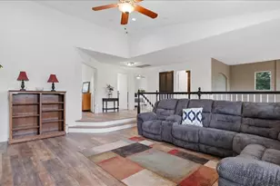 6070 Orchard View Dr, Elk Grove, CA 95757 - Photo 20