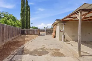 4867 E Leisure Ave, Fresno, CA 93727 - Photo 16