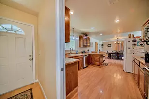 878 Alexander St, Livermore, CA 94550 - Photo 14