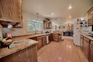 878 Alexander St, Livermore, CA 94550 - Photo 16
