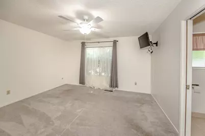 1622 Donner Way, Woodland, CA 95695 - Photo 32
