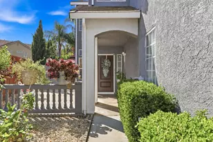 8024 Bridgeburn Ct, Elk Grove, CA 95758 - Photo 6