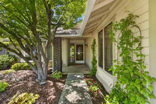 1310 Carnation Ct, Roseville, CA 95661 - Photo 2