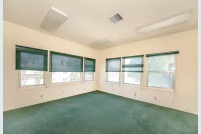 902 Court Street, Woodland, CA 95695 - Photo 30
