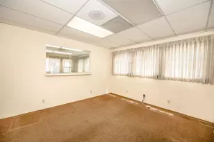 902 Court St, Woodland, CA 95695 - Photo 10