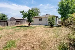 5511 Georgia Dr, North Highlands, CA 95660 - Photo 30