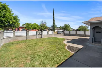 5625 Layton Drive, North Highlands, CA 95660 - Photo 8