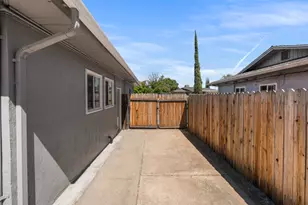 5625 Layton Dr, North Highlands, CA 95660 - Photo 32