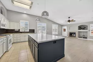 1123 Thornbridge Dr, Galt, CA 95632 - Photo 14