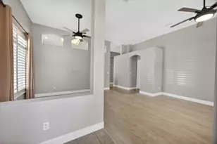 1123 Thornbridge Dr, Galt, CA 95632 - Photo 6
