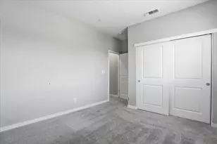 1619 N Breezy Meadow Dr, Sacramento, CA 95834 - Photo 24