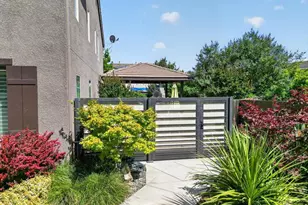 2700 Espana Ln, Modesto, CA 95355 - Photo 6