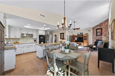 3055 Fairmont Court, Madera, CA 93637 - Photo 12