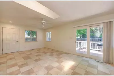 736 S School Street, Lodi, CA 95240 - Photo 4