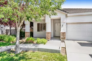 5640 Northborough Dr, Sacramento, CA 95835 - Photo 4