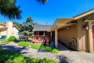 376 Foxmeadow Way, Los Banos, CA 93635 - Photo 4
