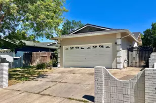 154 Brook Hallow Dr, Patterson, CA 95363 - Photo 2