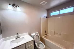 154 Brook Hallow Dr, Patterson, CA 95363 - Photo 10