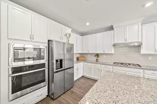 10442 Montaria Way, Elk Grove, CA 95757 - Photo 44
