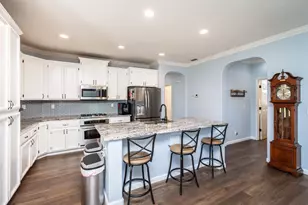 2150 Golden Gate Dr, Plumas Lake, CA 95961 - Photo 14