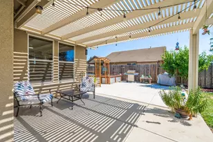 2150 Golden Gate Dr, Plumas Lake, CA 95961 - Photo 30