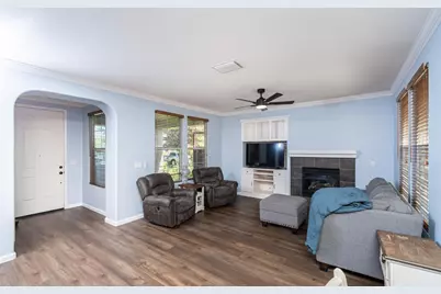 2150 Golden Gate Drive, Plumas Lake, CA 95961 - Photo 8