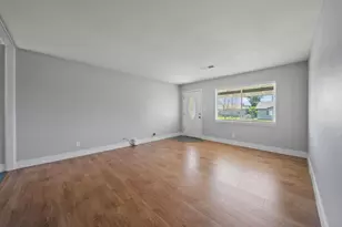 6940 Gillingham Way, North Highlands, CA 95660 - Photo 10