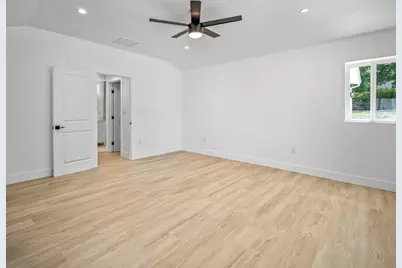 9261 Golden Gate Avenue, Orangevale, CA 95662 - Photo 16