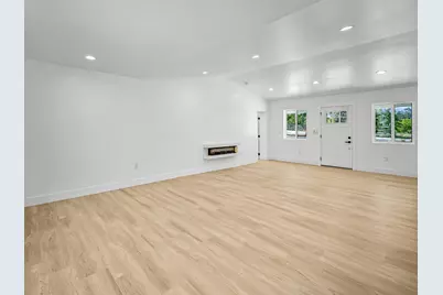 9261 Golden Gate Avenue, Orangevale, CA 95662 - Photo 14
