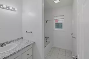 889 E 23rd St, Merced, CA 95340 - Photo 8